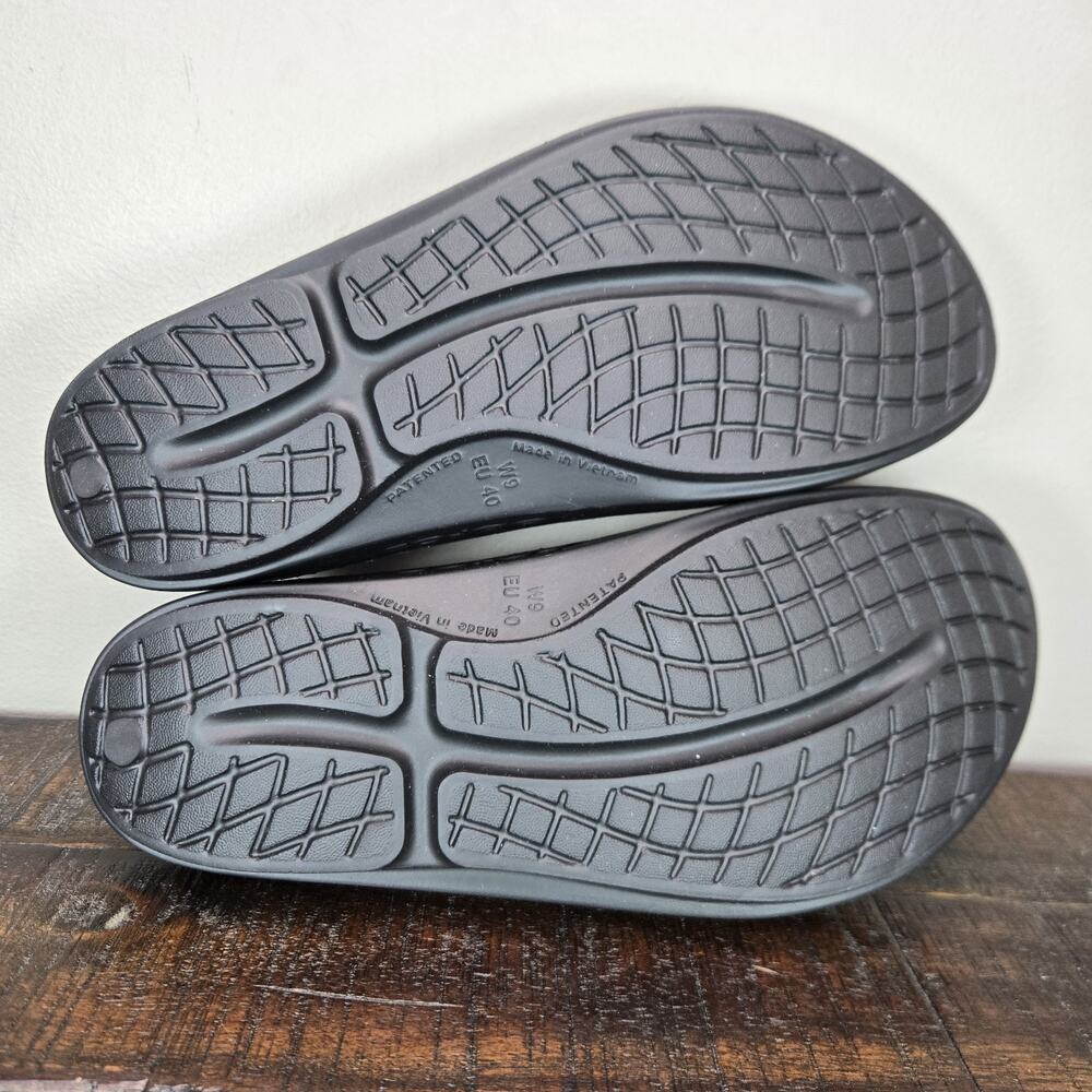 NEW Oofos Oolala Womens Size 9 Recovery Slip-On Flip Flops Sandals Rosewood - Picture 9 of 12